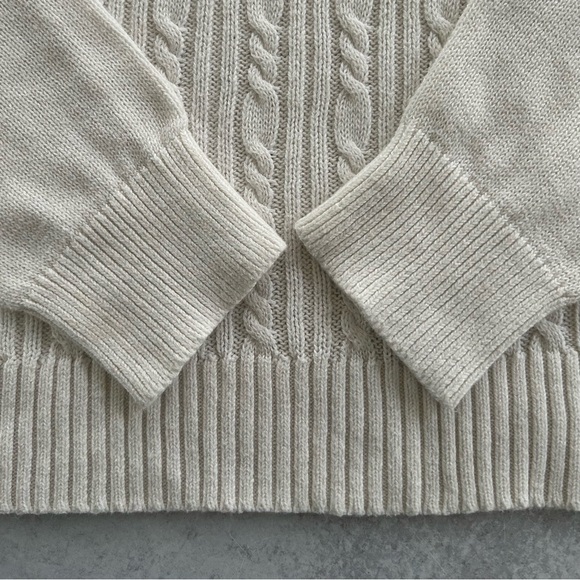 🌼 Banana Republic Cable Knit Button Shoulder Sweater, Ivory S - Picture 5 of 7